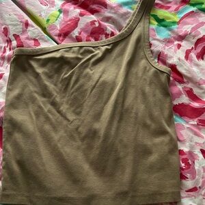 Aerie ran one shoulder top